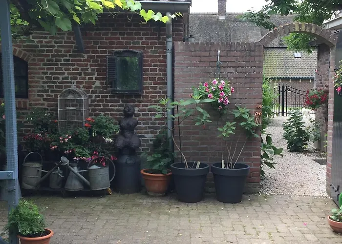 Bed And Garden Alde Coninckshof Guest house